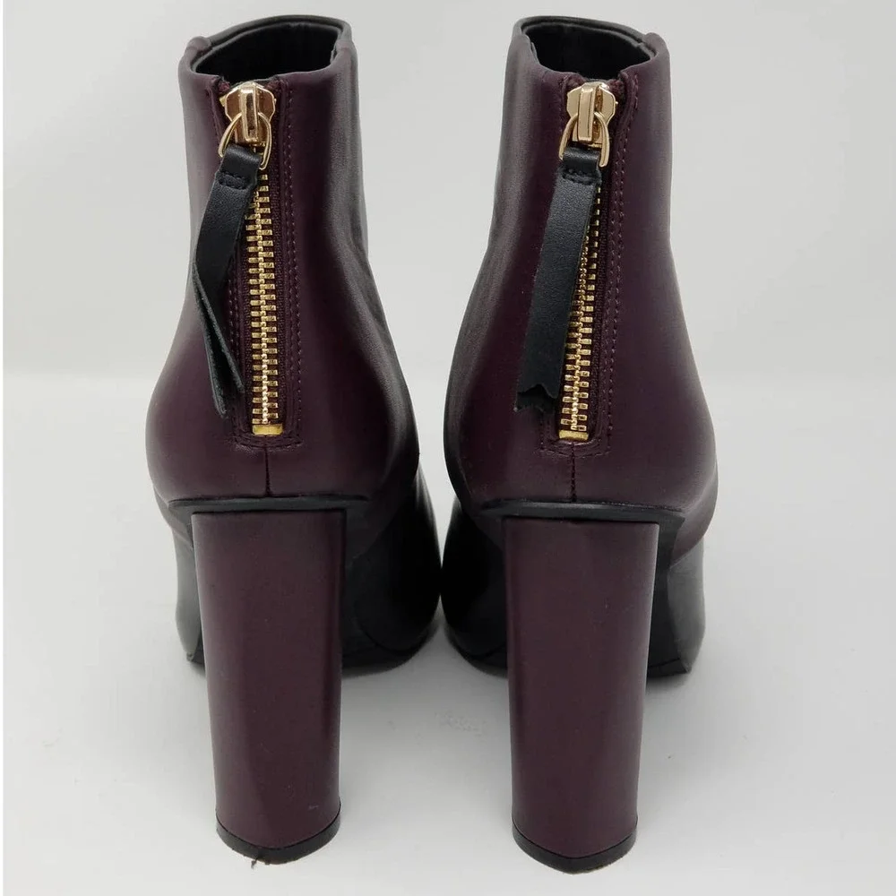 Cabi Bisset Bootie Size 8 Ankle Boots Block Heels Back Zip Two Tone Black Purple
